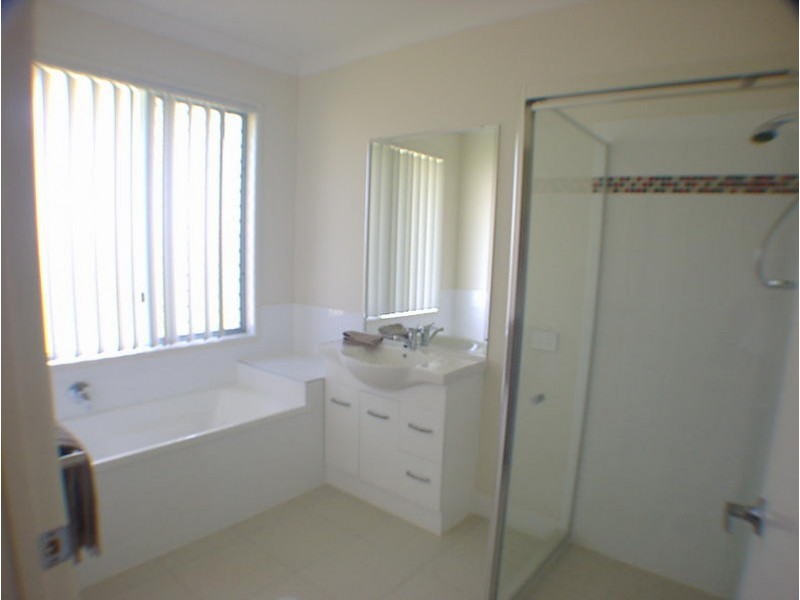 32 Tulip Street, Yamanto QLD 4305